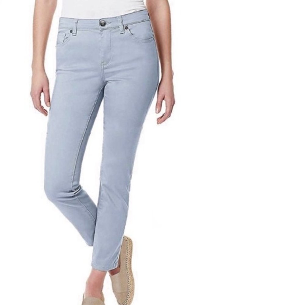 ✨ Light Blue Plus Size 16 Jeans